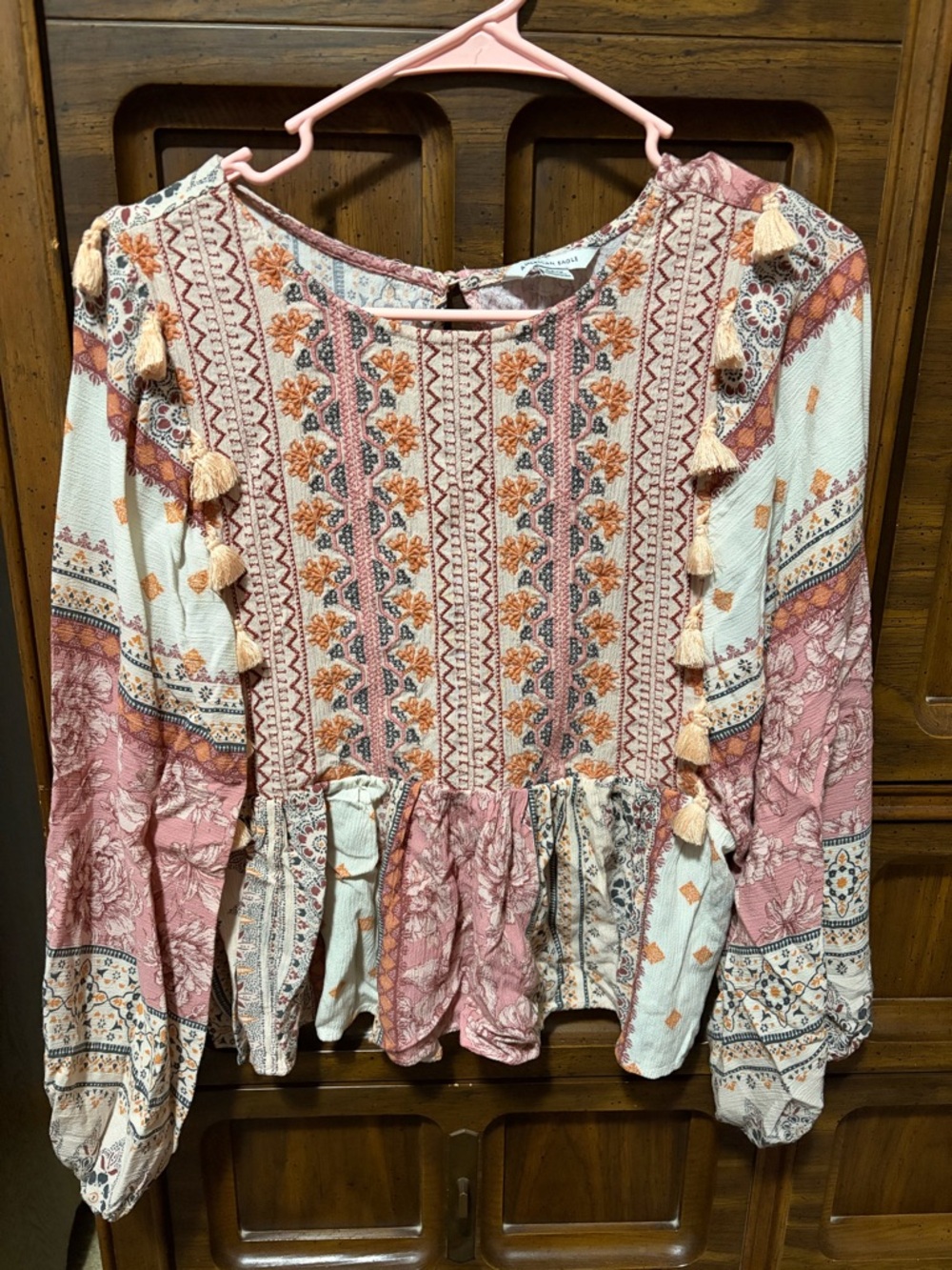 American Eagle Outfitters Floral Embroidered Peplum Top in Dusty Rose and Cream